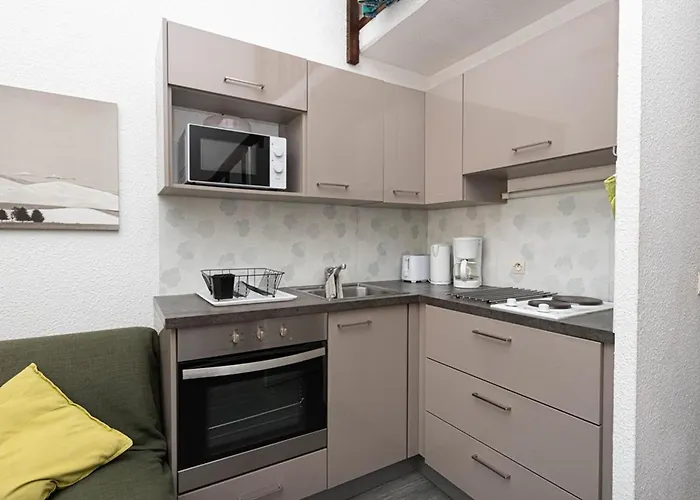 Pour 4 Personnes Avec Piscine Au Lavandou - Fr-1-803-94 Apartamento Le Lavandou