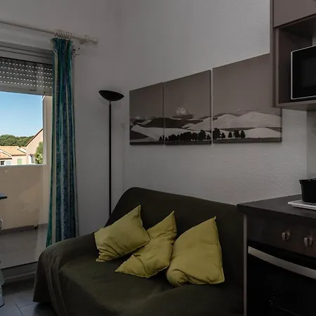 Pour 4 Personnes Avec Piscine Au Lavandou - Fr-1-803-94 Διαμέρισμα