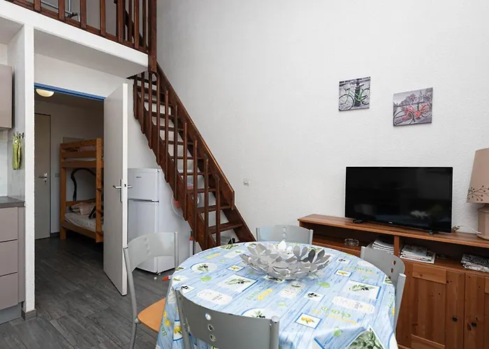 Apartmán Pour 4 Personnes Avec Piscine Au Lavandou - Fr-1-803-94